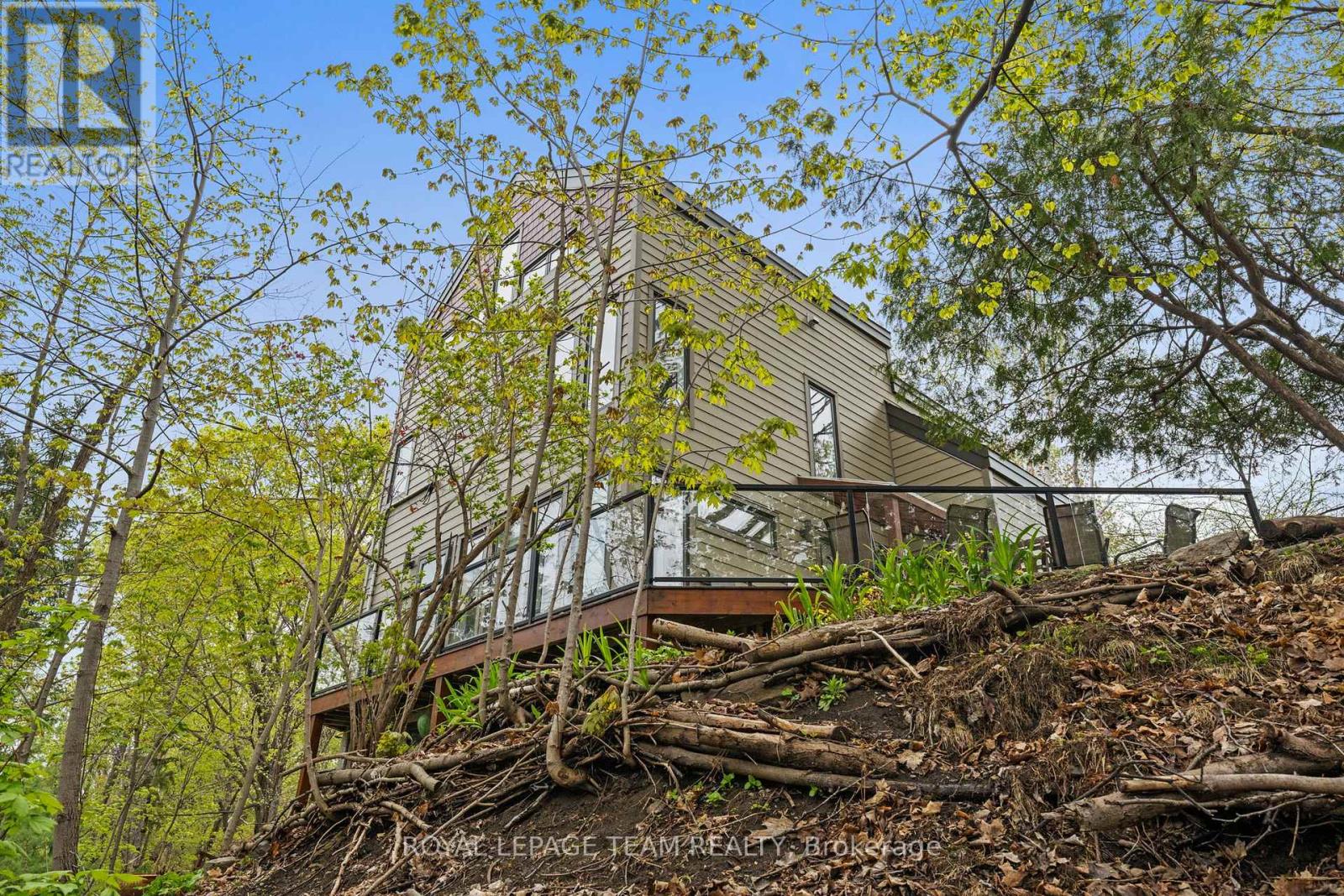 1965 Bromley Road, Ottawa, Ontario  K2A 1C3 - Photo 47 - X13164142