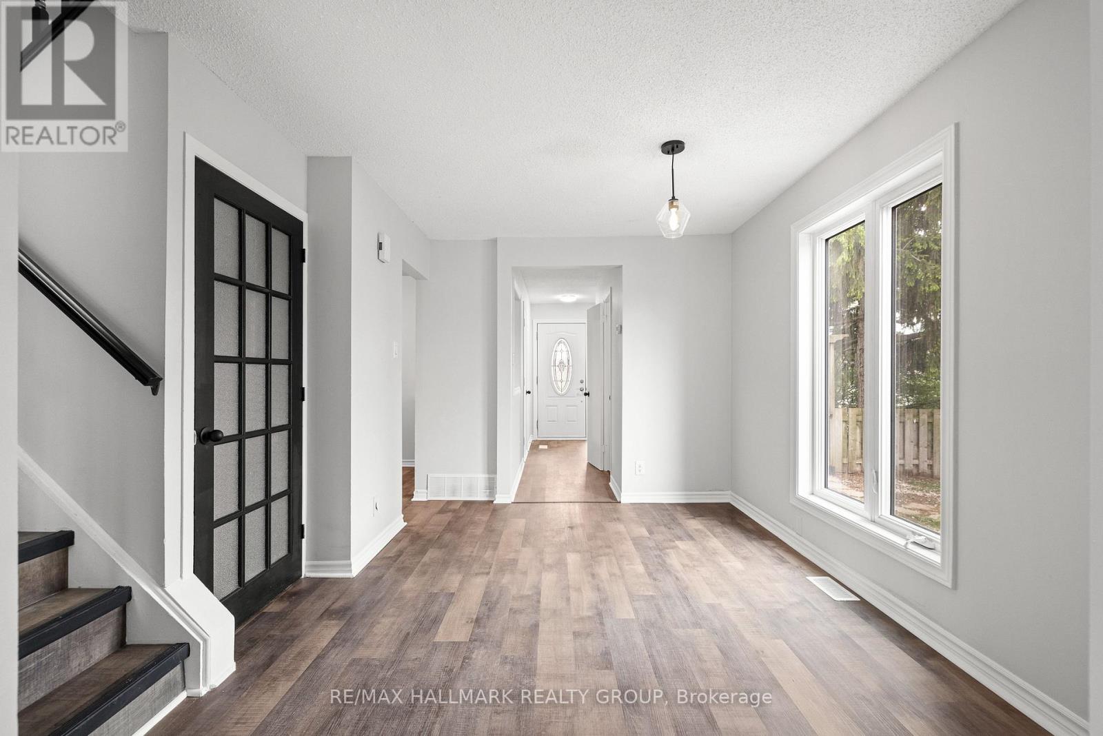 1083 Millwood Court, Ottawa, Ontario  K1C 3E9 - Photo 15 - X13164522