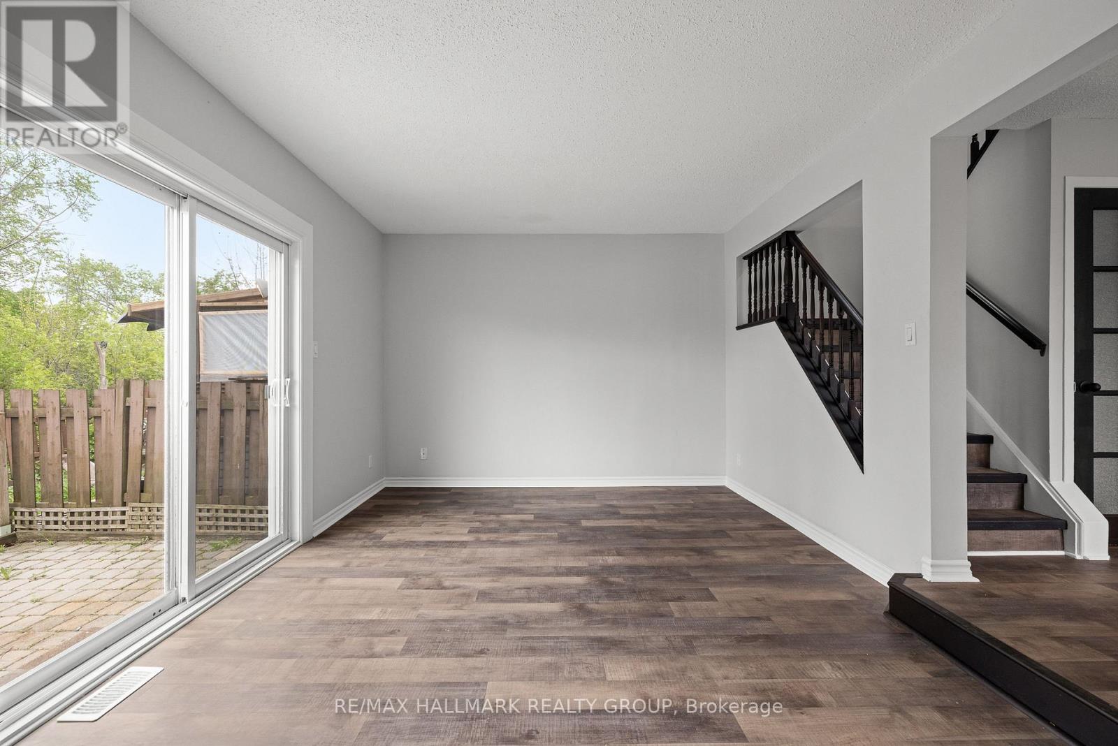 1083 Millwood Court, Ottawa, Ontario  K1C 3E9 - Photo 18 - X13164522