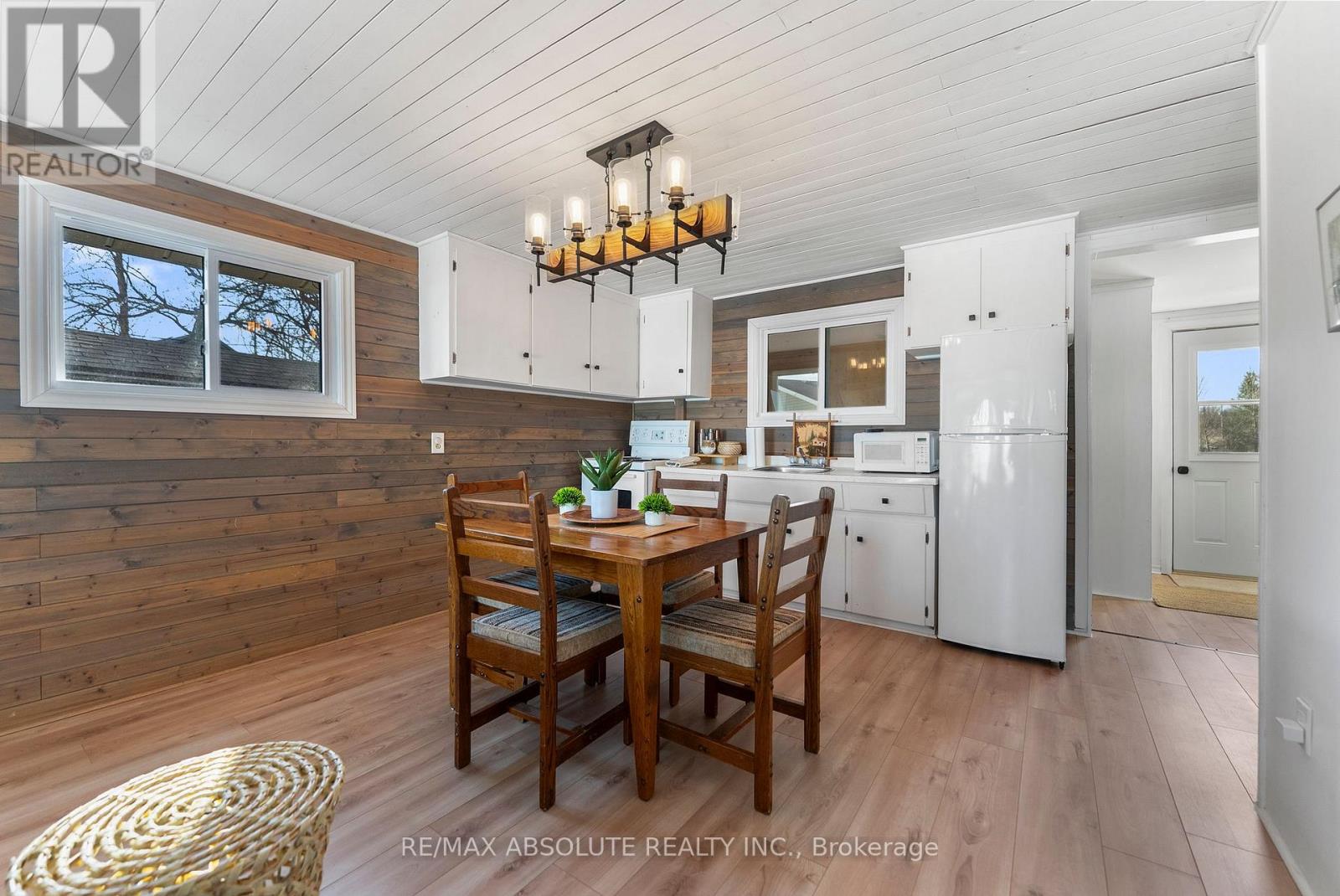 33 B Oakdale Lane, Horton, Ontario  K7V 3Z8 - Photo 10 - X13164934