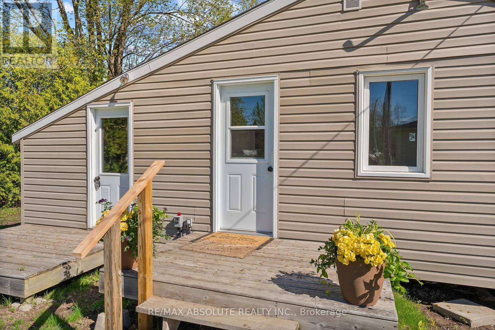 33 B Oakdale Lane, Horton, Ontario  K7V 3Z8 - Photo 4 - X13164934