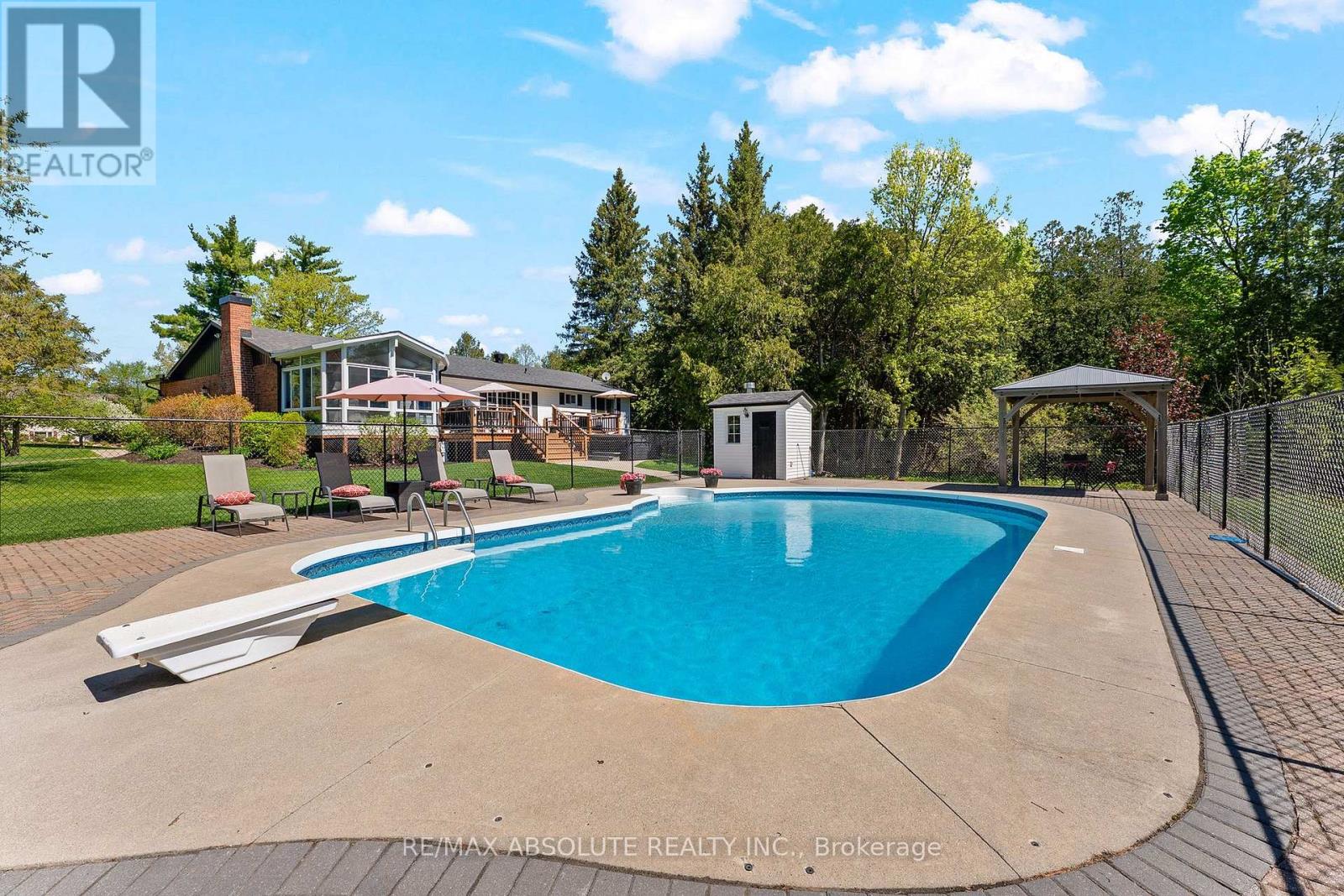 131 Burns Drive, Mcnab/braeside, Ontario  K0A 1G0 - Photo 4 - X13164940