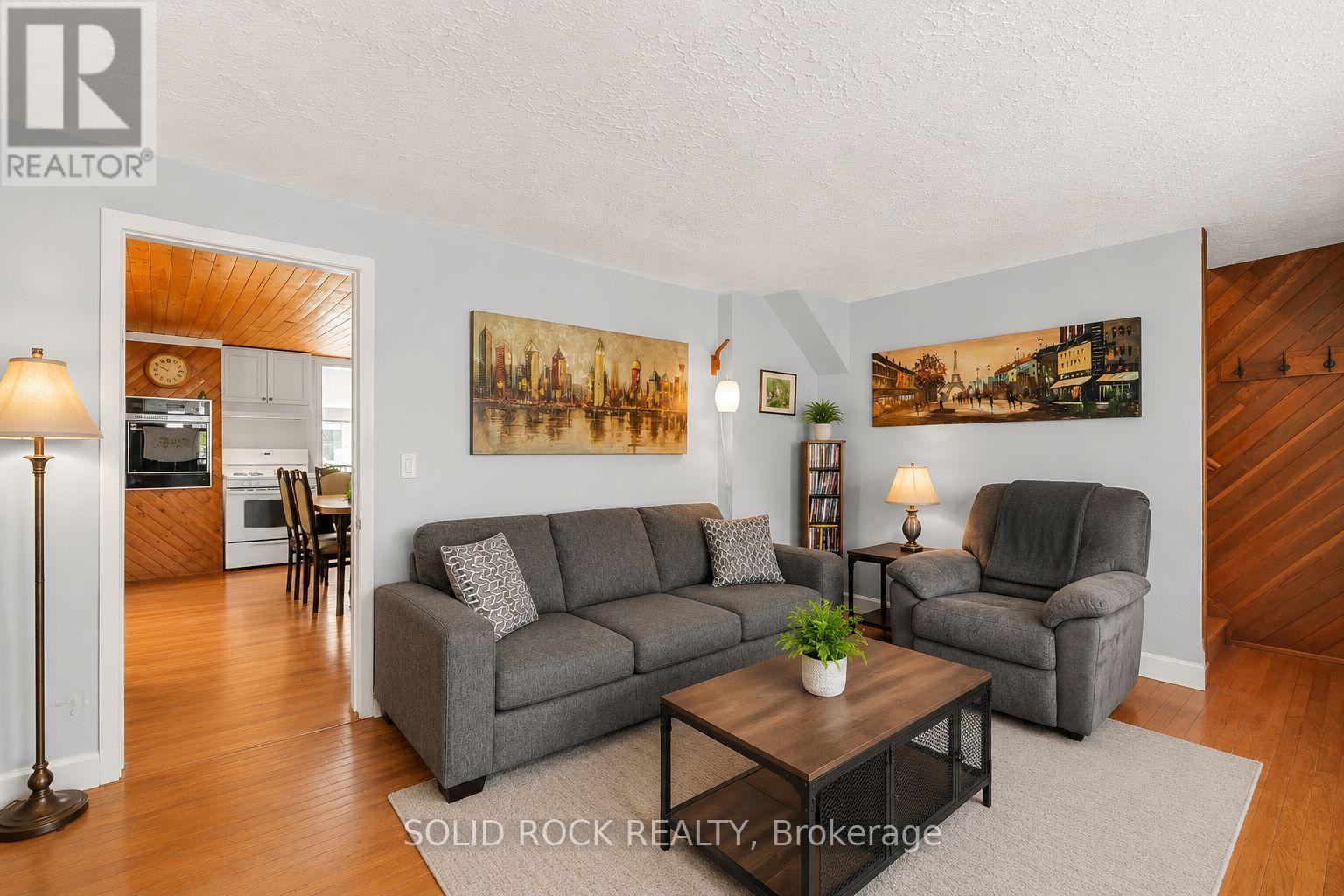 6 Oxford Street W, North Grenville, Ontario  K0G 1J0 - Photo 5 - X13165084
