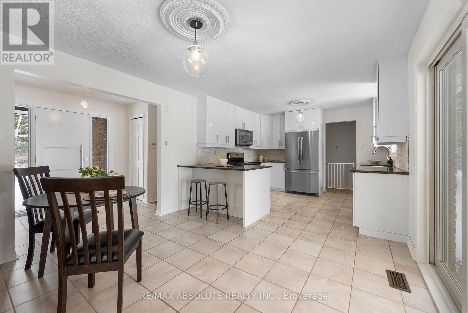 213 Calabogie Road, Mcnab/braeside, Ontario  K7S 3G8 - Photo 11 - X13165172