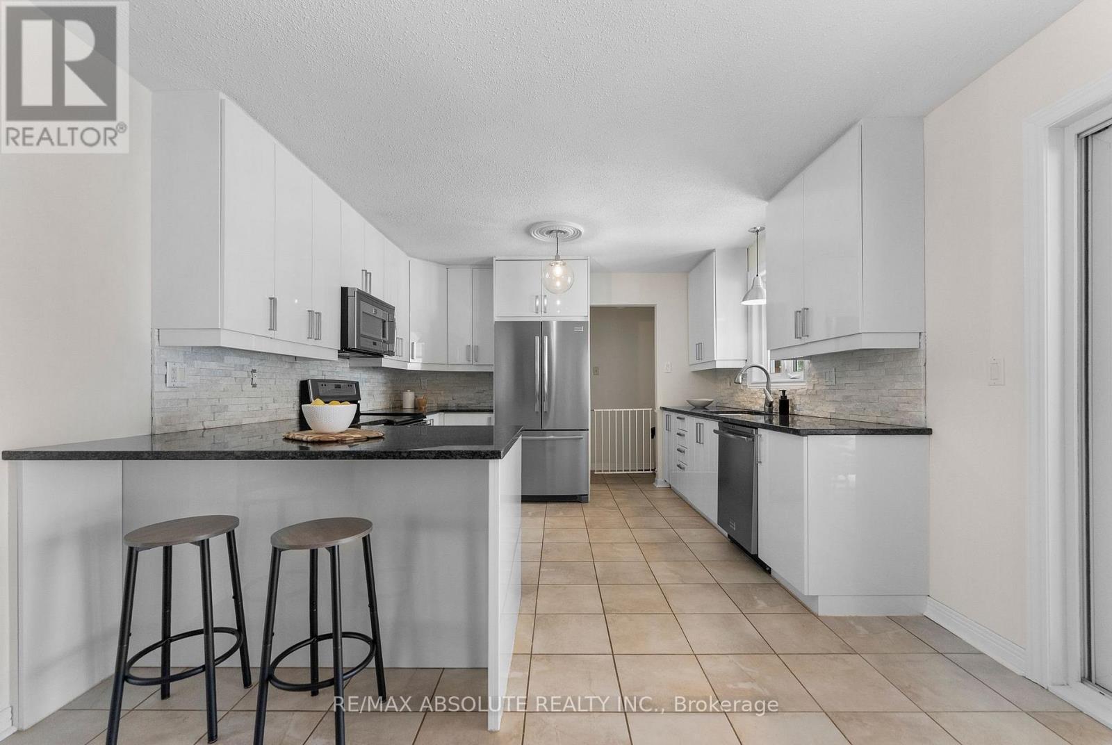 213 Calabogie Road, Mcnab/braeside, Ontario  K7S 3G8 - Photo 12 - X13165172