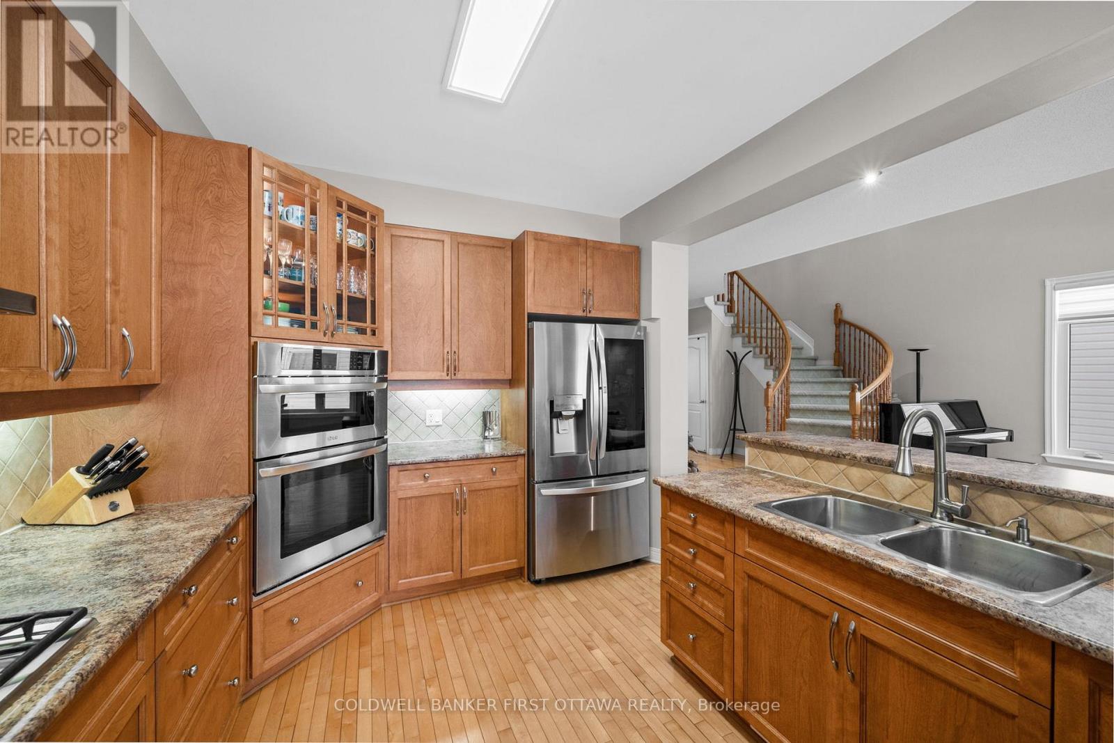 6a Rosetta Avenue, Ottawa, Ontario  K2G 6T5 - Photo 8 - X13165614