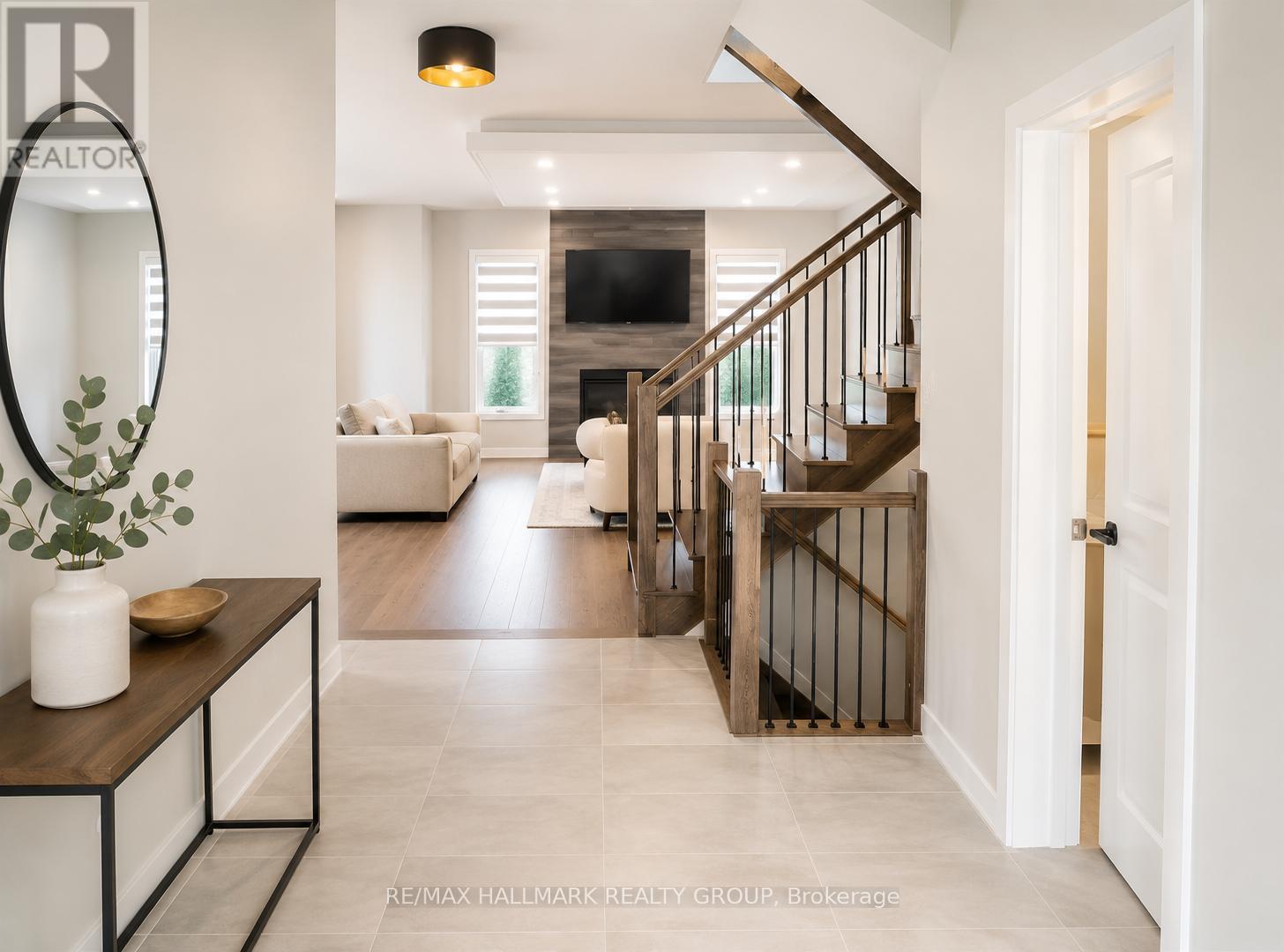 - 20 Rutile Street, Clarence-Rockland, Ontario  K4K 0L4 - Photo 3 - X13165698