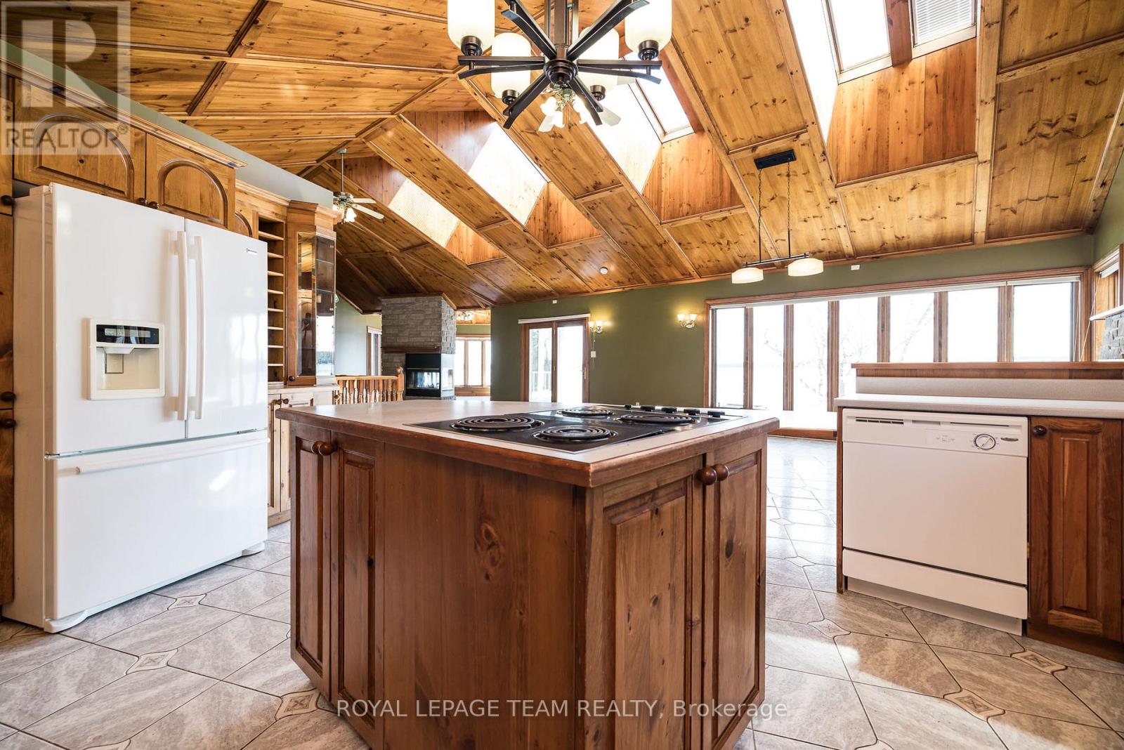 605 Big Rideau North Shore Road, Tay Valley, Ontario  K7H 3C5 - Photo 10 - X13166614