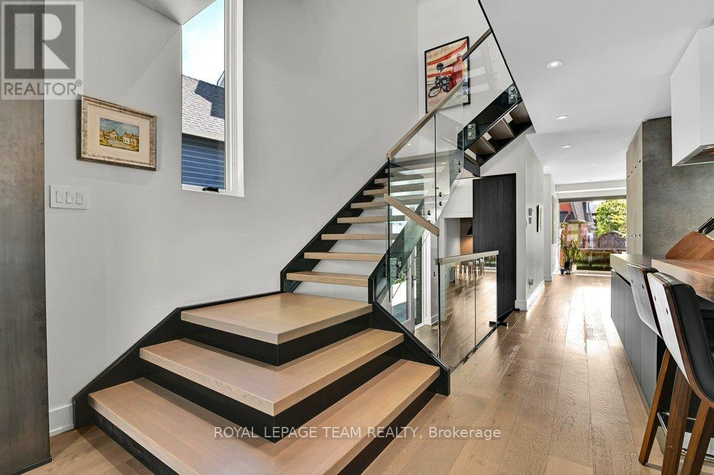 353 Winston Avenue, Ottawa, Ontario  K2A 1Y6 - Photo 15 - X13166848