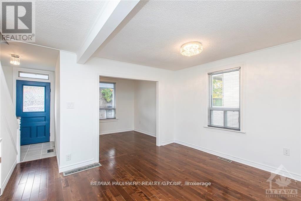 219 Deschamps Avenue, Ottawa, Ontario  K1L 5Z2 - Photo 4 - X13167022