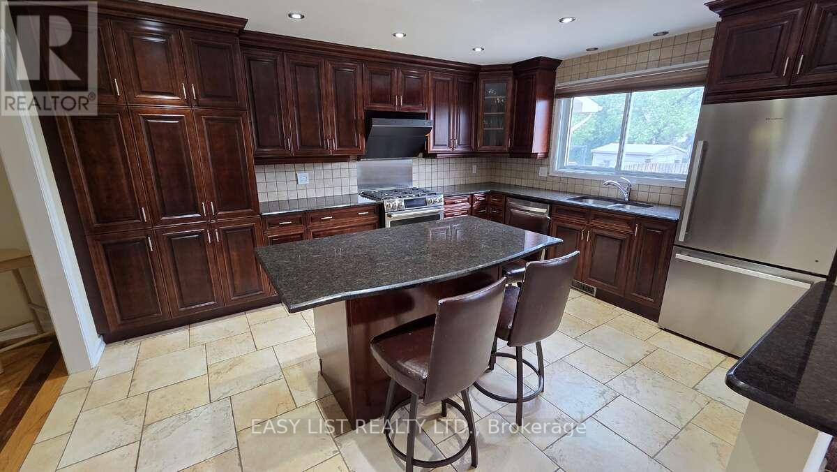 35 Ivylea Street, Ottawa, Ontario  K2G 4X1 - Photo 2 - X13167792