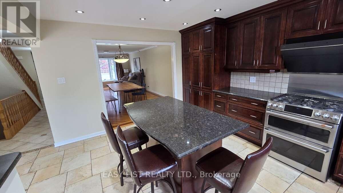 35 Ivylea Street, Ottawa, Ontario  K2G 4X1 - Photo 5 - X13167792