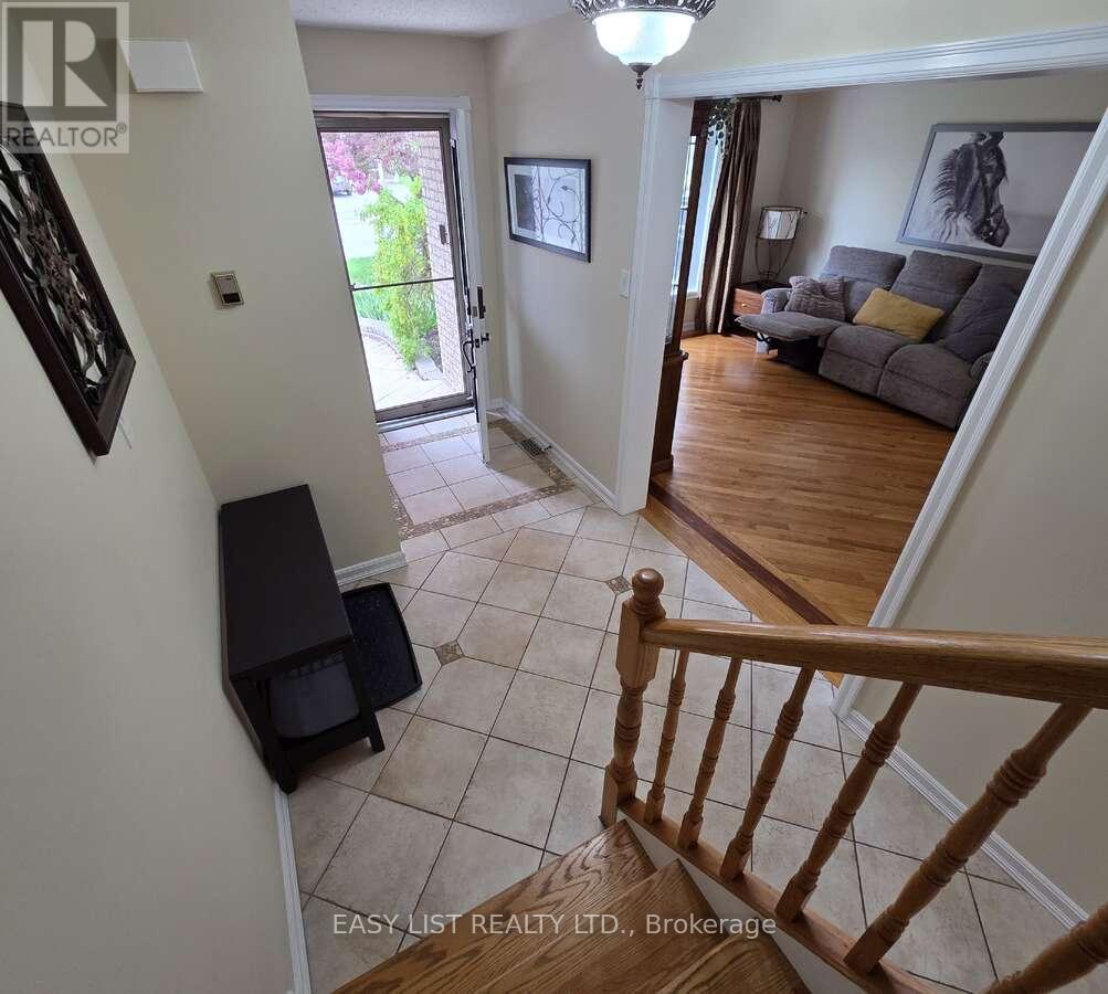 35 Ivylea Street, Ottawa, Ontario  K2G 4X1 - Photo 8 - X13167792