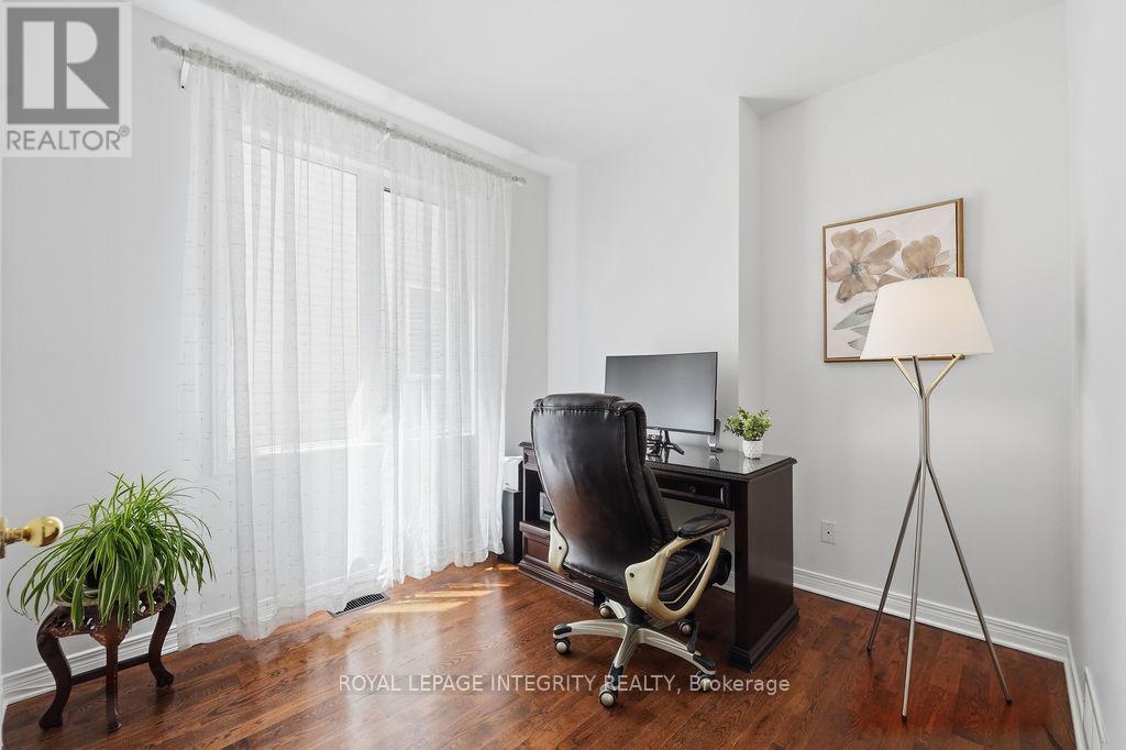 72 Maricona Way, Ottawa, Ontario  K2T 1H3 - Photo 4 - X13168110