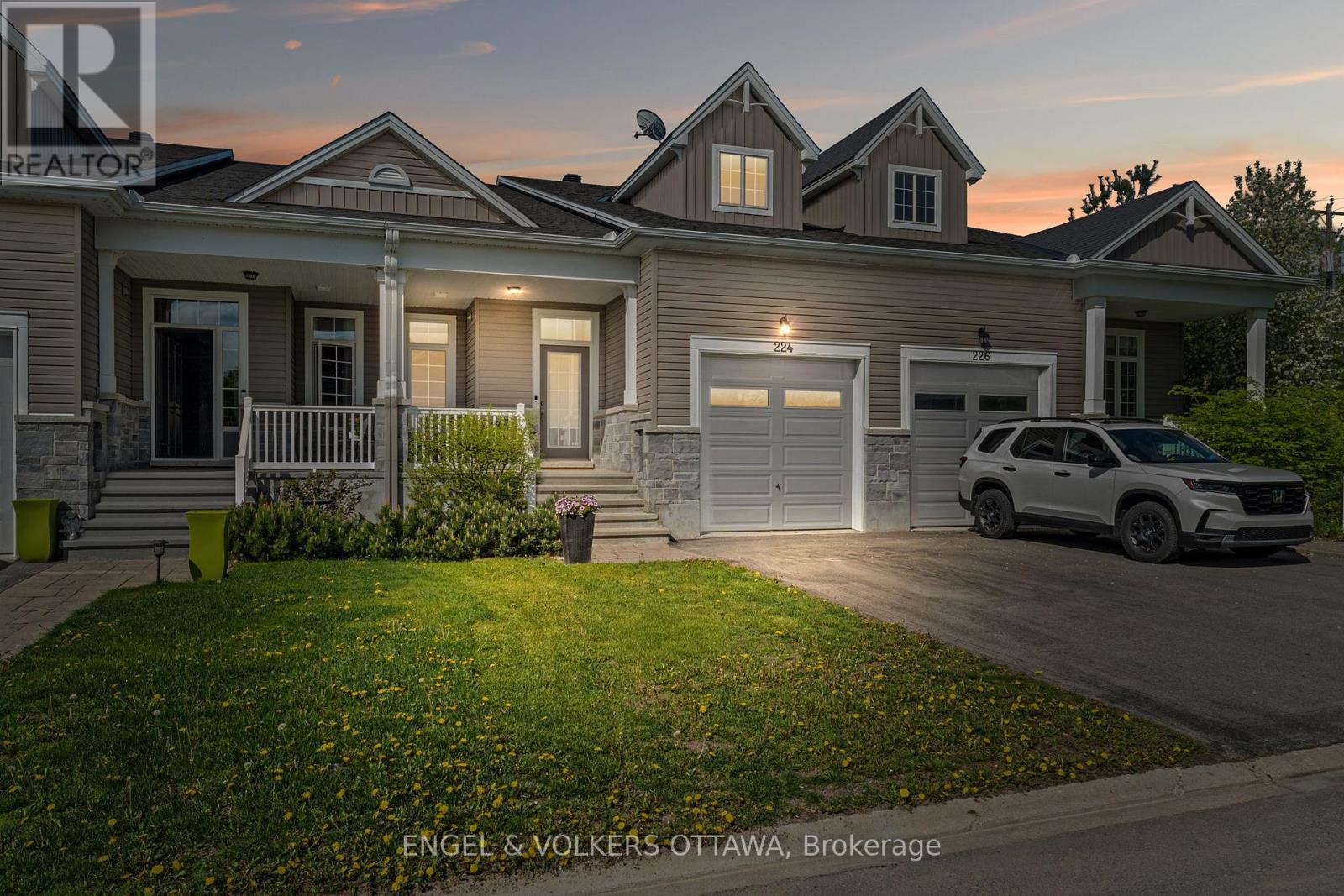 224 OXFORD STREET W, North Grenville, Ontario