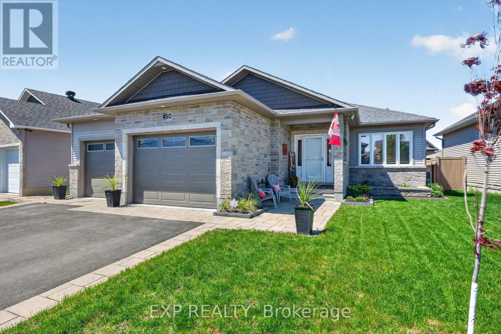 450 Central Park Boulevard, Russell, Ontario  K4R 0C6 - Photo 2 - X13168160