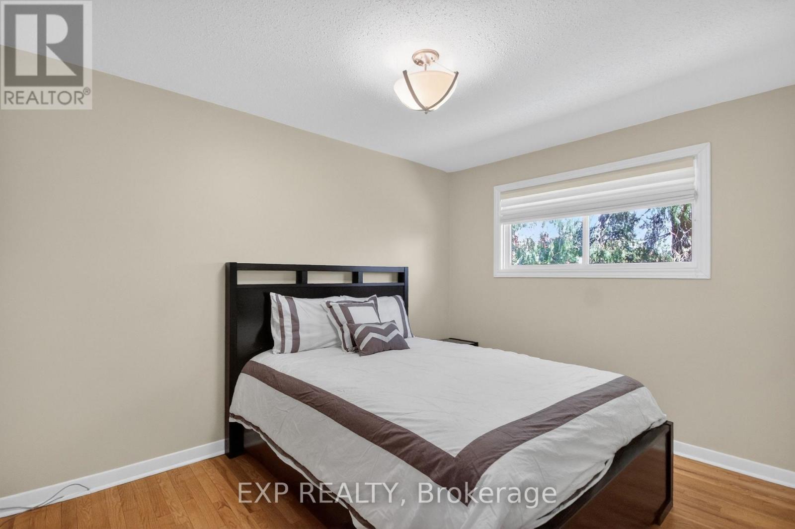 31 Barlyn Avenue, Ottawa, Ontario  K2E 5E2 - Photo 8 - X13168390