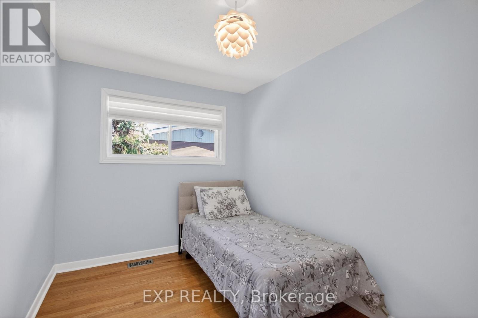 31 Barlyn Avenue, Ottawa, Ontario  K2E 5E2 - Photo 9 - X13168390