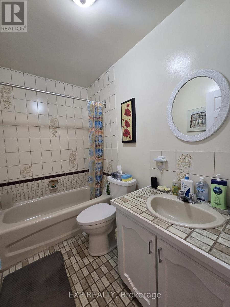 356 Gilmour Street, Ottawa, Ontario  K2P 0R3 - Photo 16 - X13168472