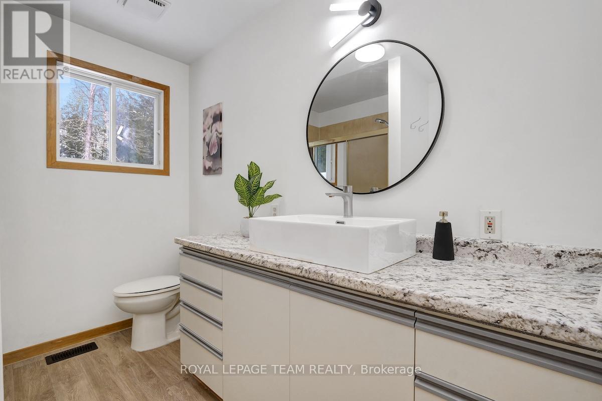 13025 Mackenzie Road, South Dundas, Ontario  K0C 1H0 - Photo 19 - X13169024