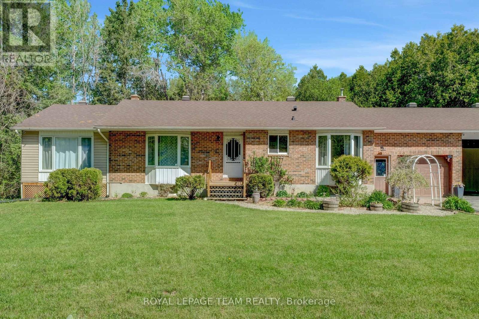 13025 Mackenzie Road, South Dundas, Ontario  K0C 1H0 - Photo 3 - X13169024
