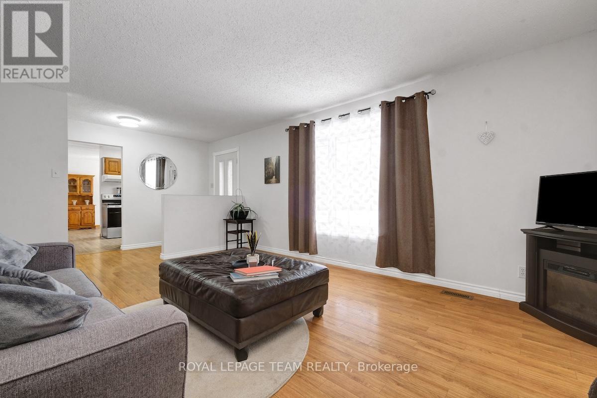 13025 Mackenzie Road, South Dundas, Ontario  K0C 1H0 - Photo 9 - X13169024