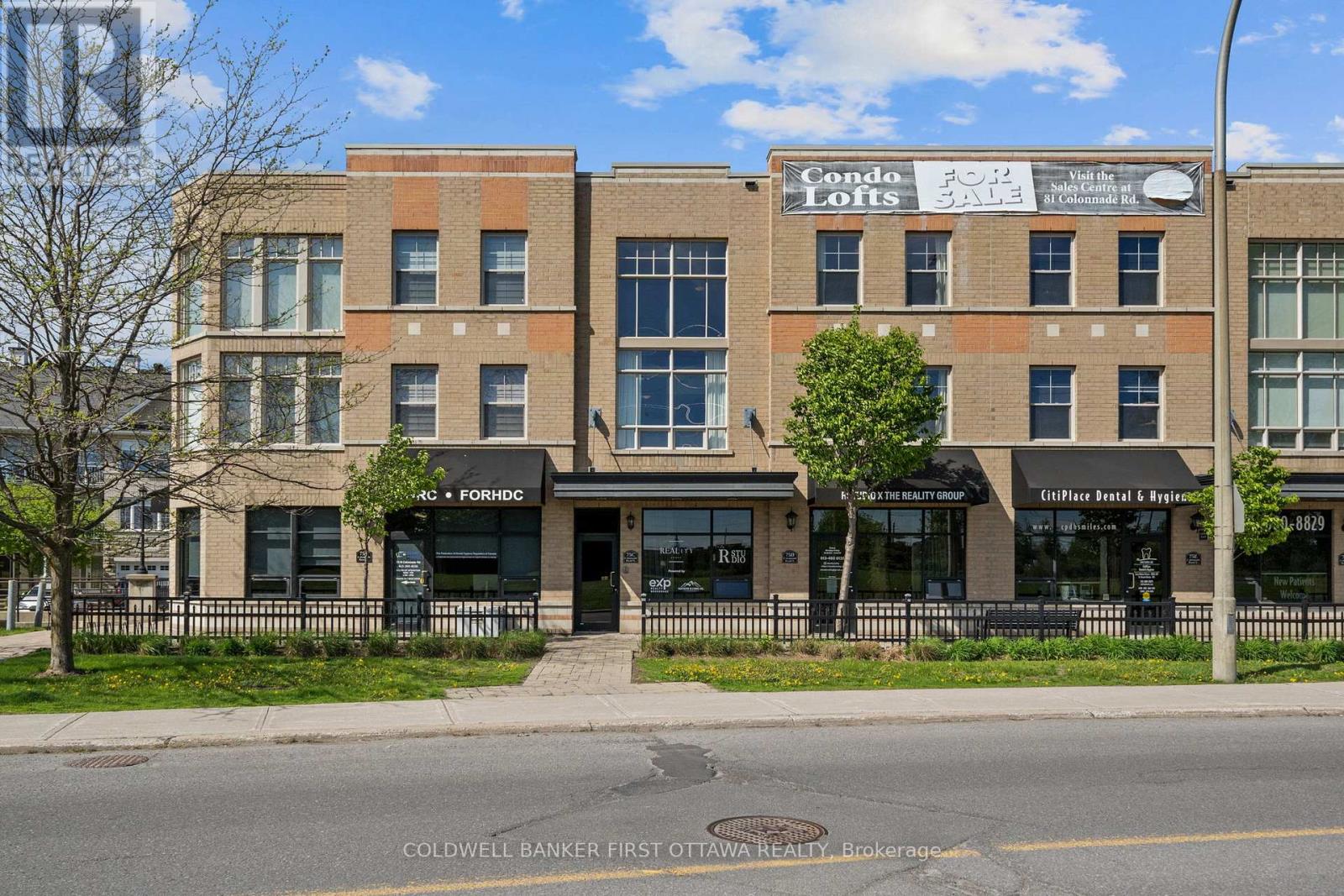 75C COLONNADE ROAD, Ottawa, Ontario