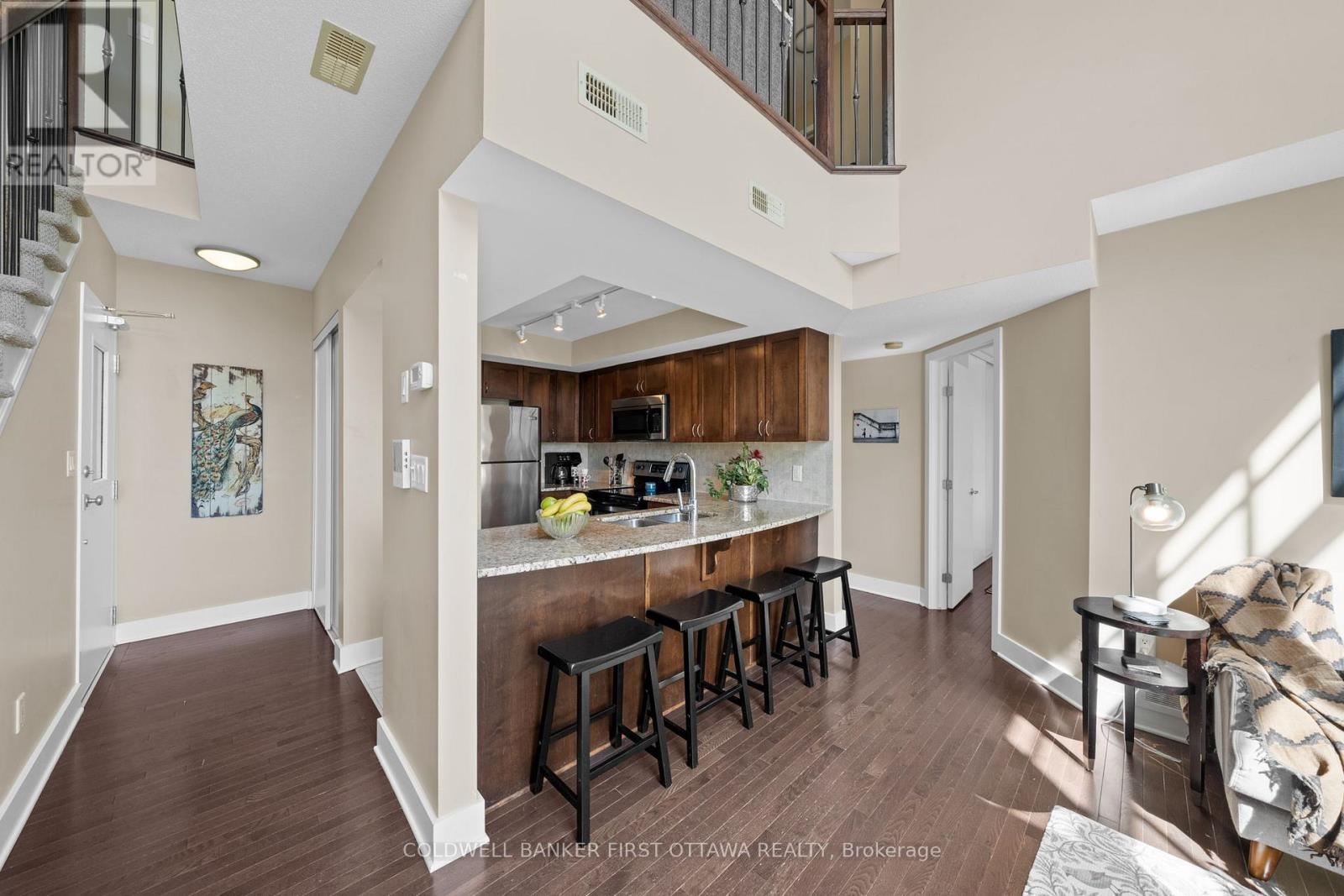 75c Colonnade Road, Ottawa, Ontario  K2E 0A8 - Photo 4 - X13169056