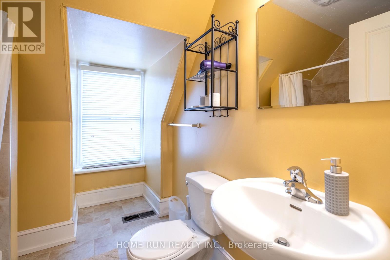 431 Gilmour Street, Ottawa, Ontario  K2P 0R5 - Photo 38 - X13169542