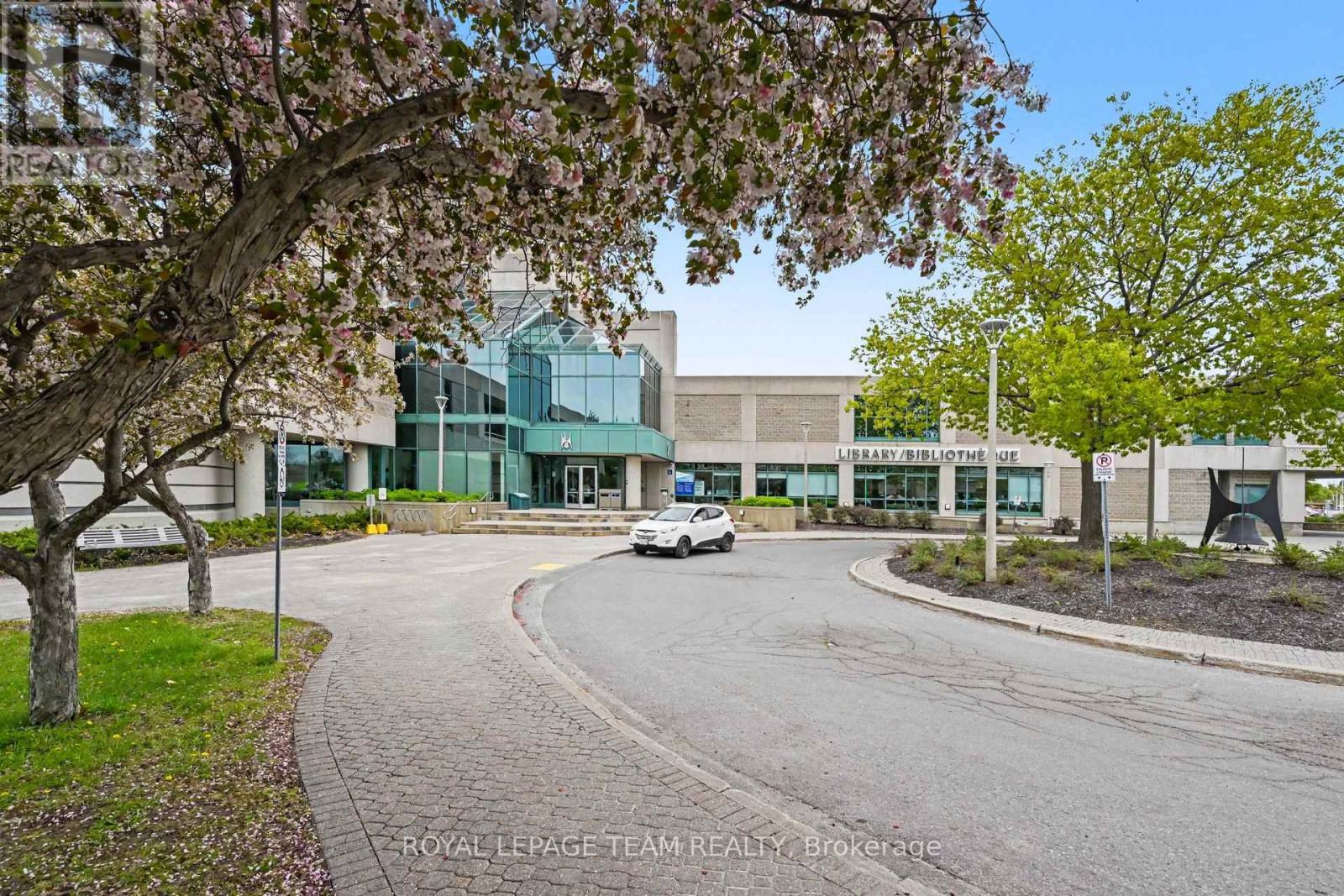 1 - 304 Paseo Private, Ottawa, Ontario  K2G 4N8 - Photo 2 - X13170186