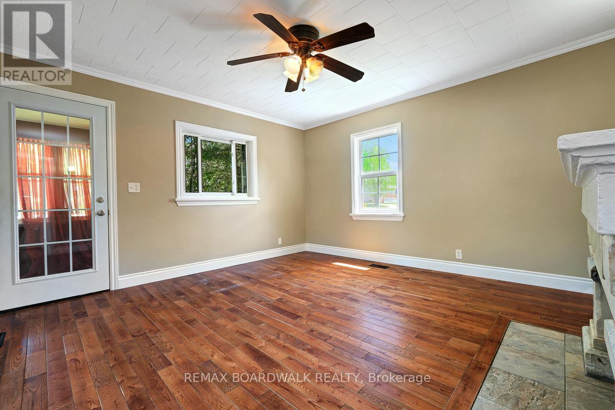 96 York Street, Lanark Highlands, Ontario  K0G 1K0 - Photo 3 - X13170494