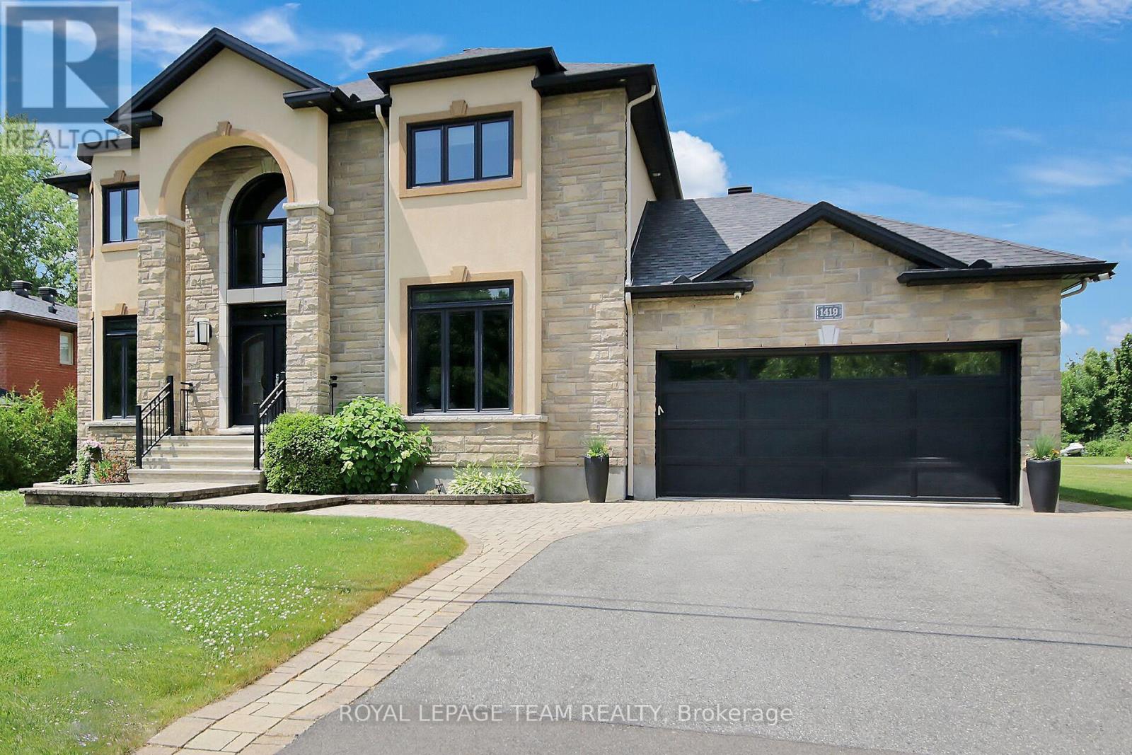 1419 Balmoral Drive, Ottawa, Ontario  K1V 1E2 - Photo 2 - X13170502