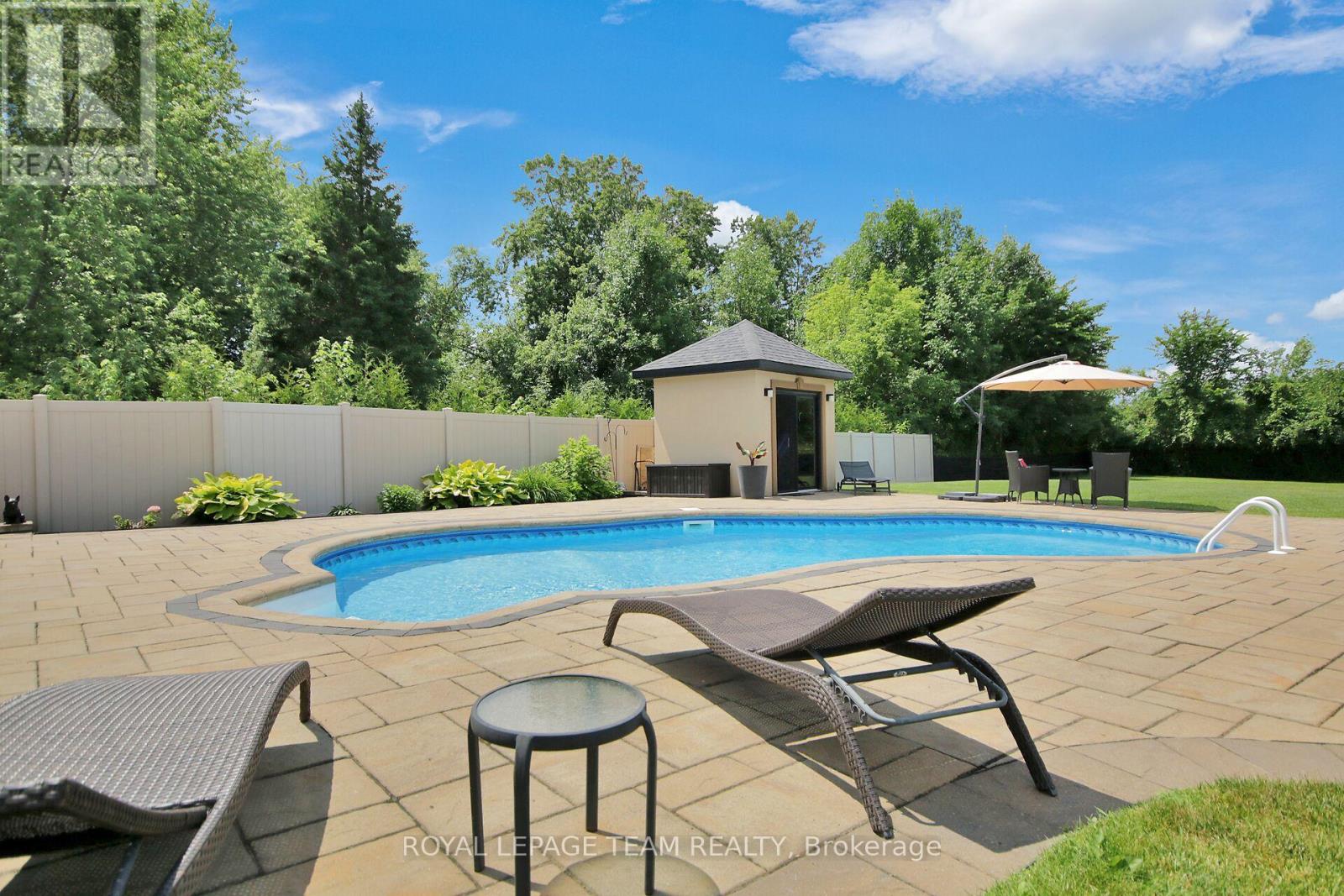 1419 Balmoral Drive, Ottawa, Ontario  K1V 1E2 - Photo 6 - X13170502