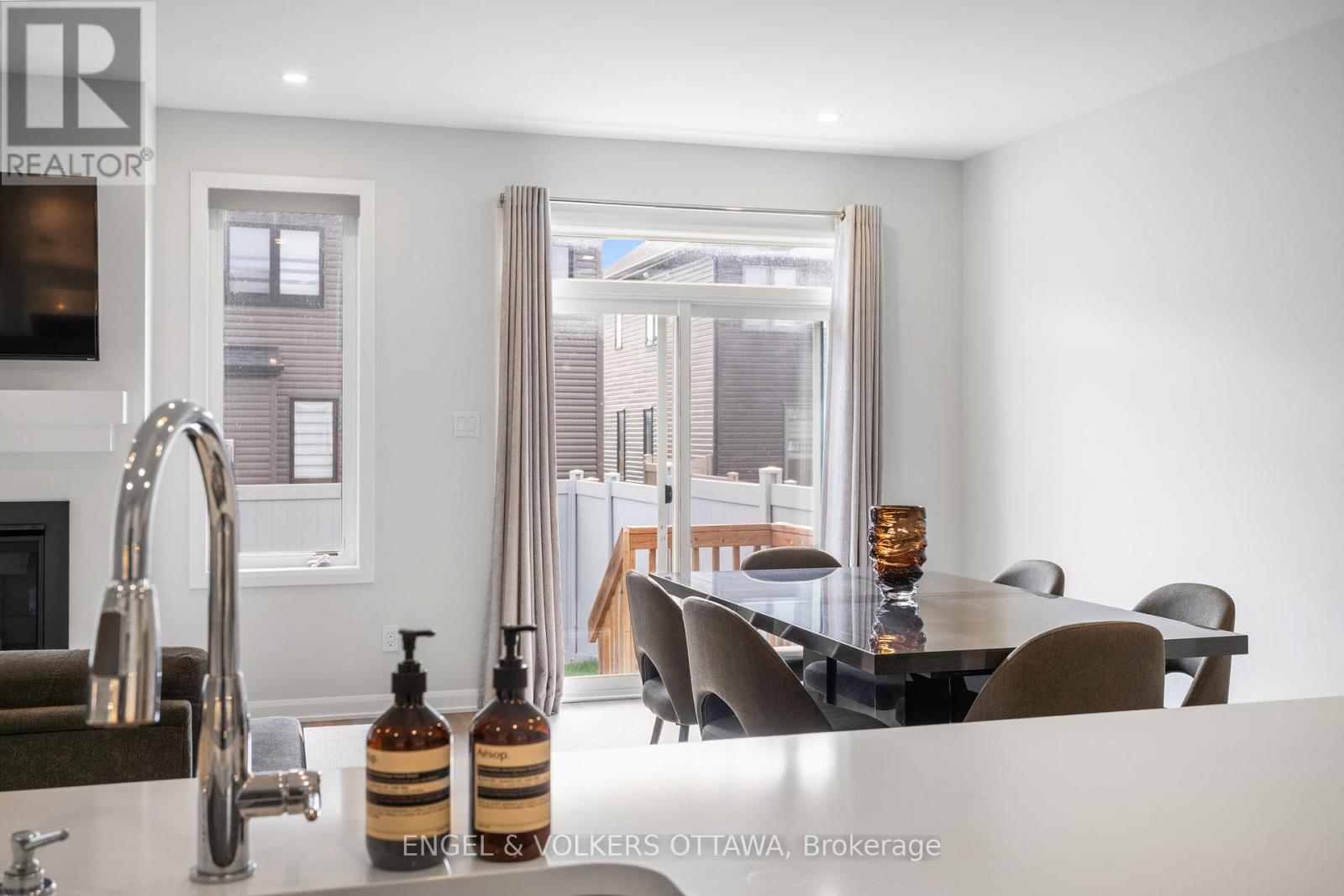 777 Coast Circle, Ottawa, Ontario  K4M 0N5 - Photo 13 - X13171046
