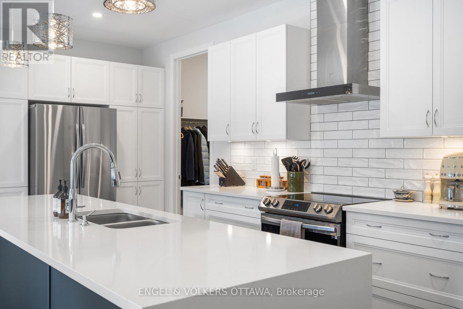 777 Coast Circle, Ottawa, Ontario  K4M 0N5 - Photo 8 - X13171046