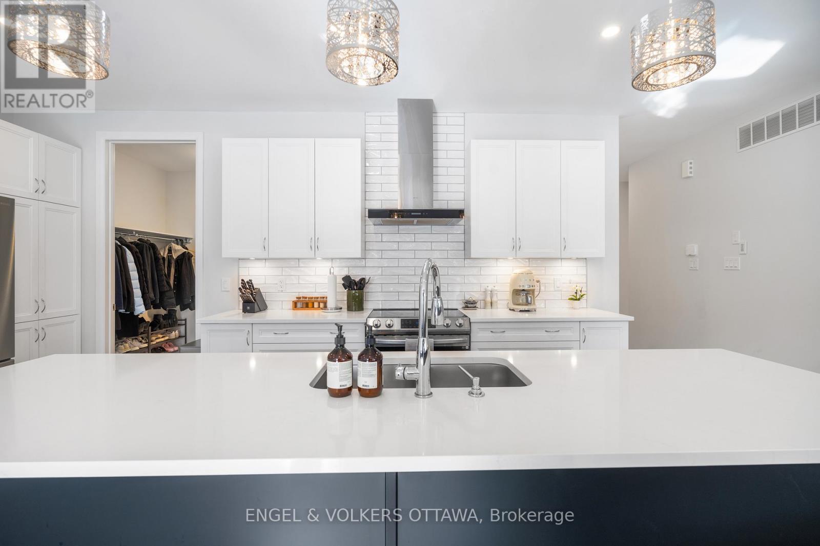 777 Coast Circle, Ottawa, Ontario  K4M 0N5 - Photo 9 - X13171046