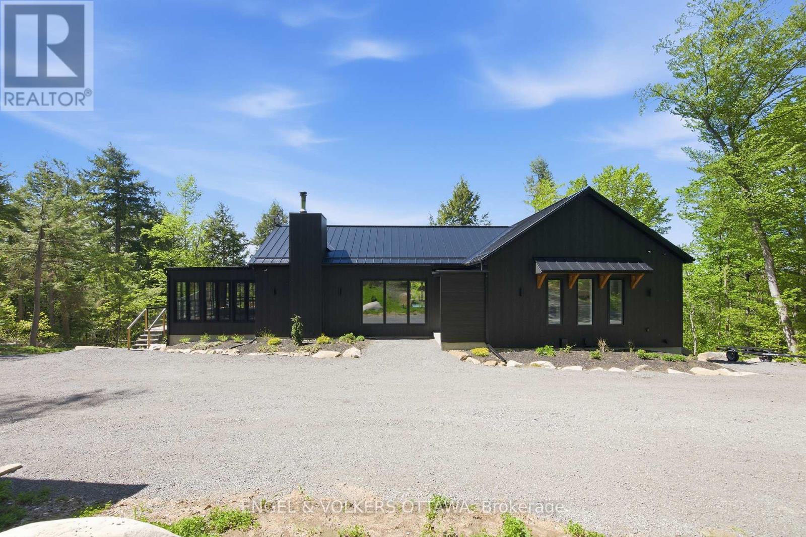 189 Shady Maple Road, Mcnab/braeside, Ontario  K0J 1G0 - Photo 4 - X13171054