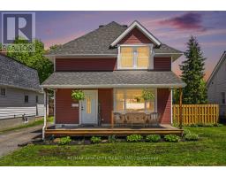 21 BANK STREET N, Renfrew, Ontario