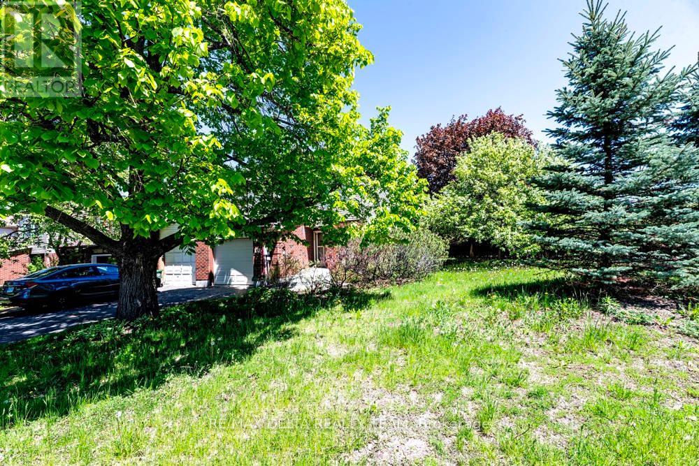 132 Acklam Terrace W, Ottawa, Ontario  K2K 2J5 - Photo 3 - X13172346