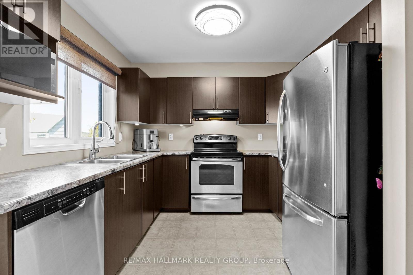 358 Galston Private, Ottawa, Ontario  K1W 0G3 - Photo 12 - X13172472
