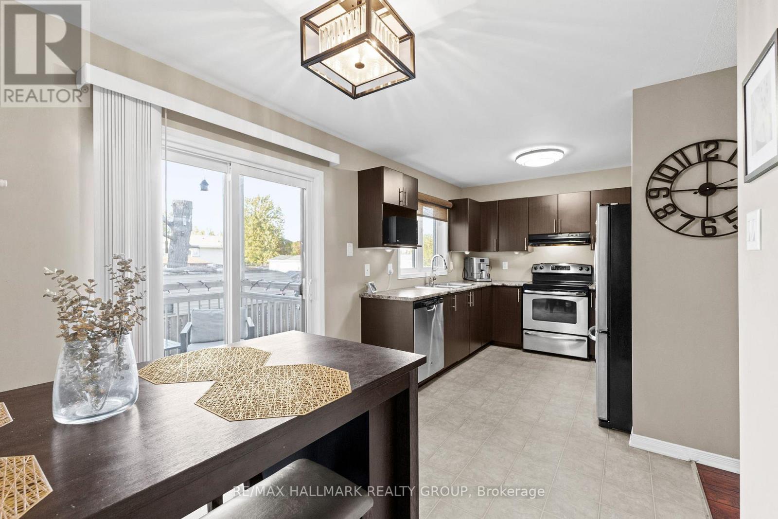 358 Galston Private, Ottawa, Ontario  K1W 0G3 - Photo 16 - X13172472