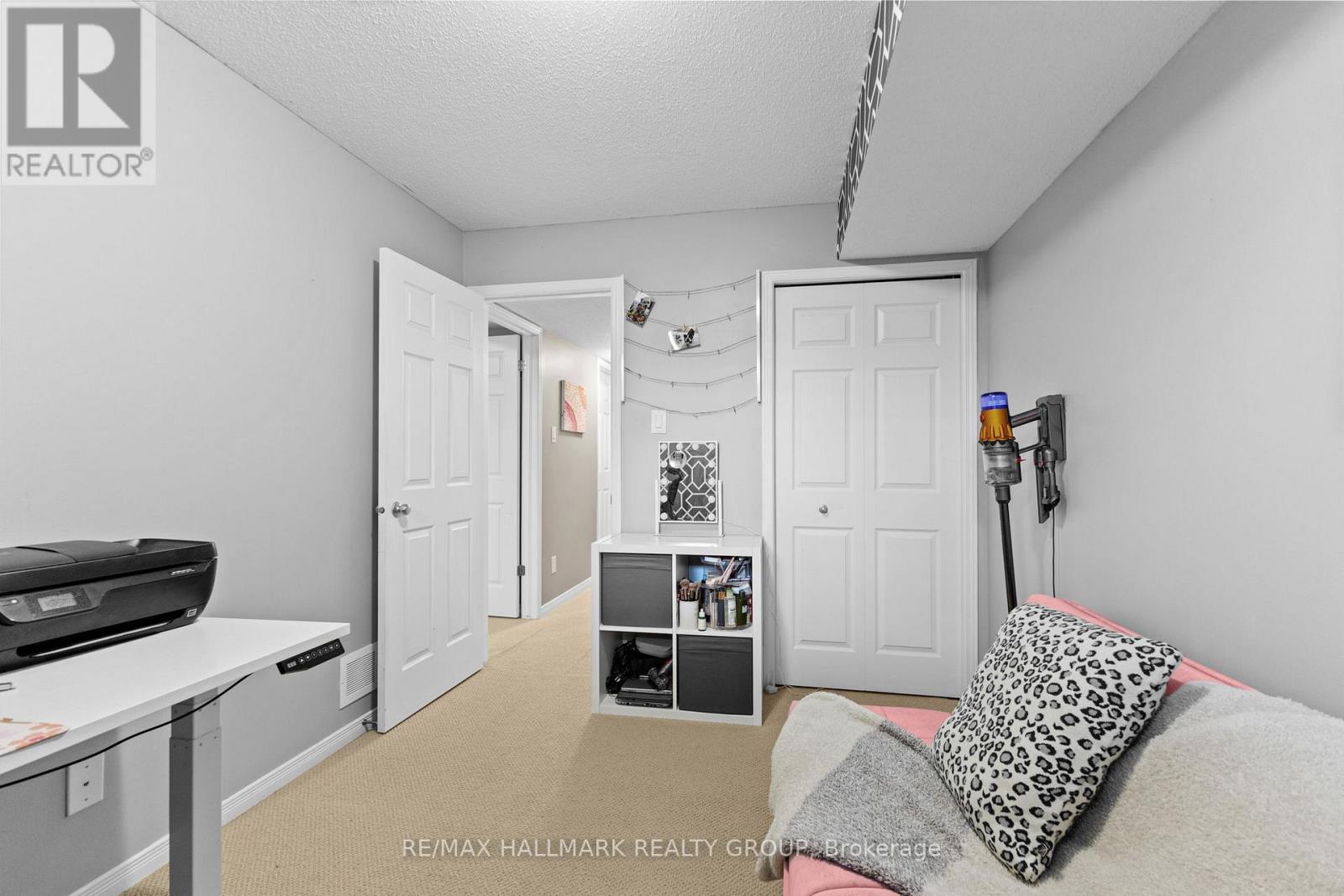 358 Galston Private, Ottawa, Ontario  K1W 0G3 - Photo 32 - X13172472