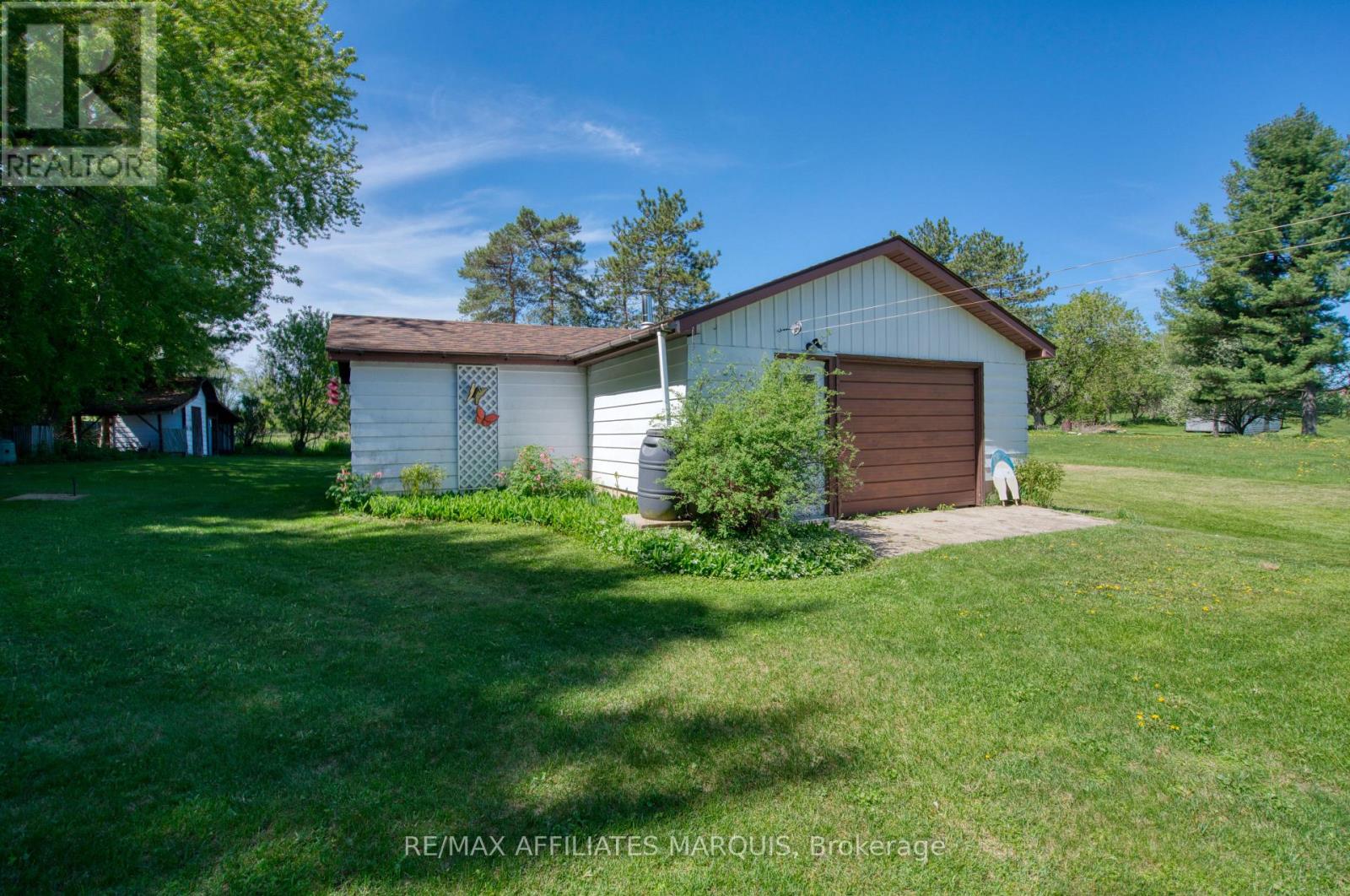 9851 Highway 42 Highway, Rideau Lakes, Ontario  K0G 1X0 - Photo 2 - X13173118