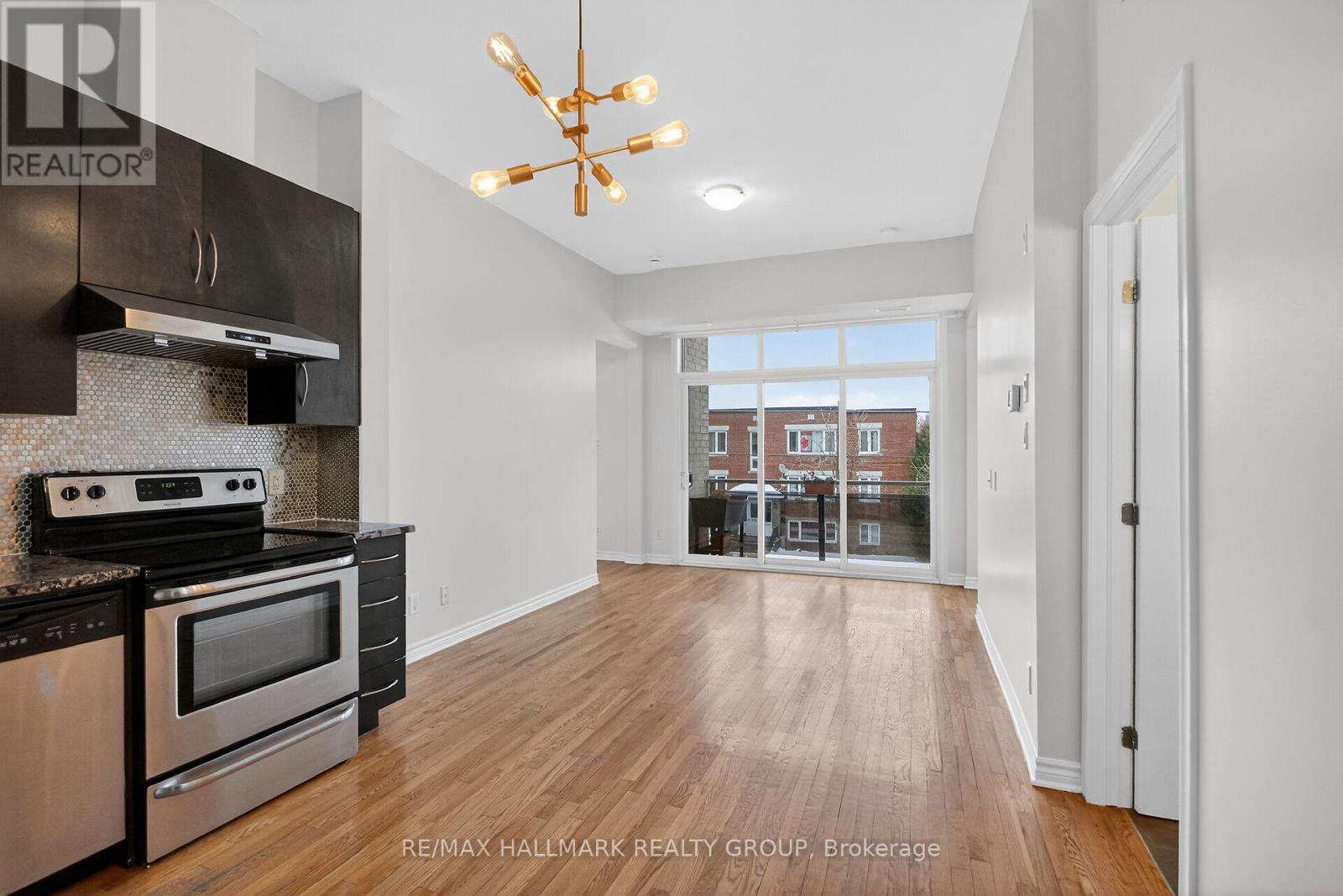 210 - 682 Churchill Avenue N, Ottawa, Ontario  K1Z 5G5 - Photo 4 - X13173356