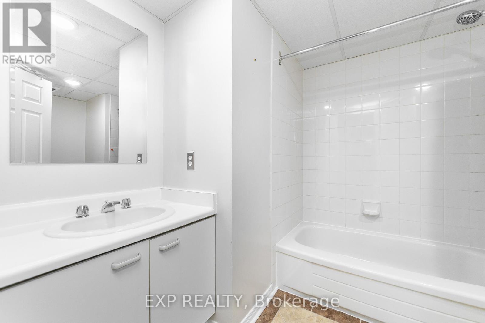 305 - 1490 Heron Road, Ottawa, Ontario  K1V 6A5 - Photo 25 - X13173844