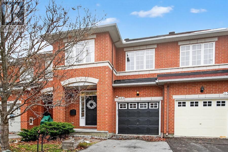 135 GATESPARK PRIVATE, Ottawa, Ontario
