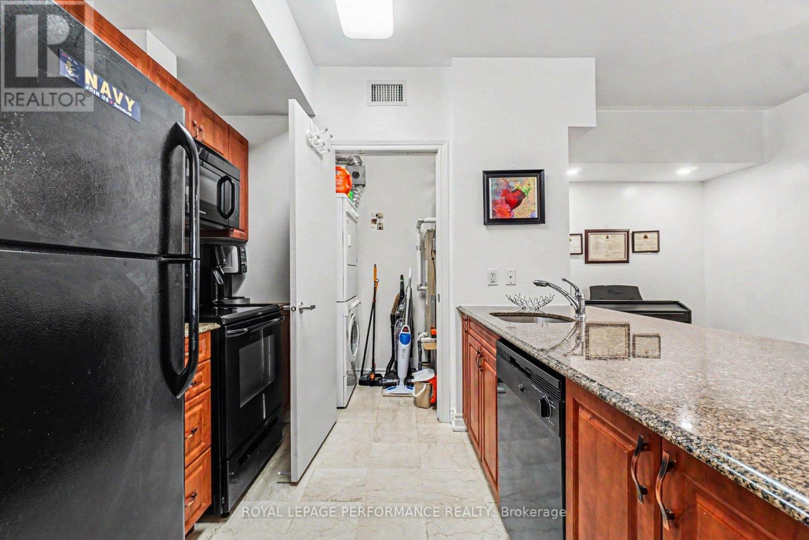 2205 - 234 Rideau Street, Ottawa, Ontario  K1N 0A9 - Photo 10 - X13174130