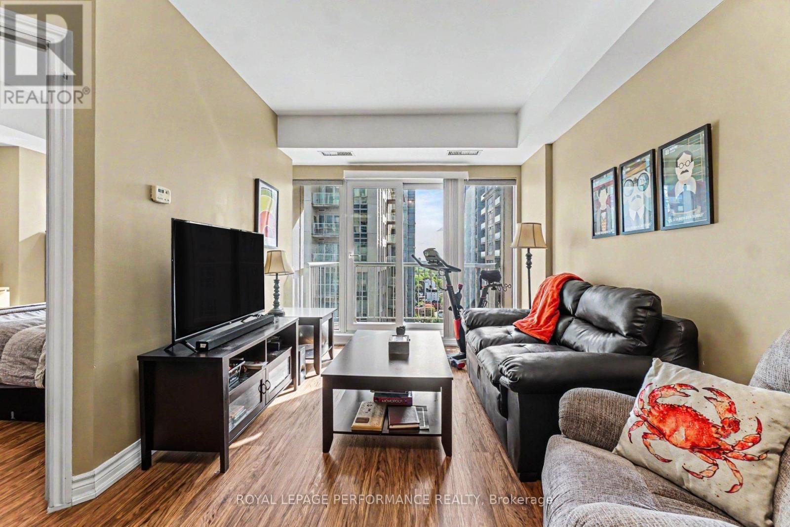 2205 - 234 Rideau Street, Ottawa, Ontario  K1N 0A9 - Photo 4 - X13174130