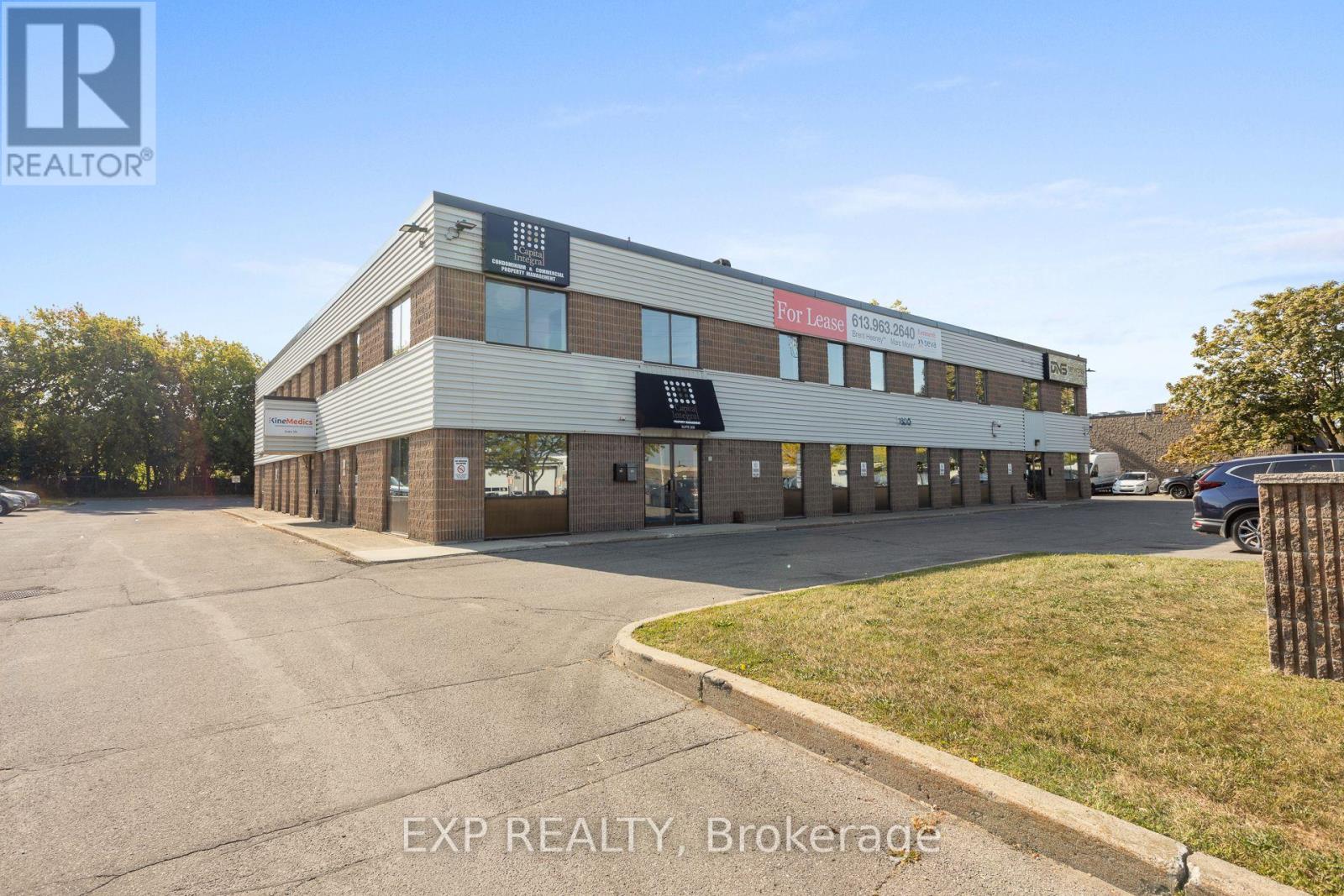 201 - 1600 LAPERRIERE AVENUE, Ottawa, Ontario