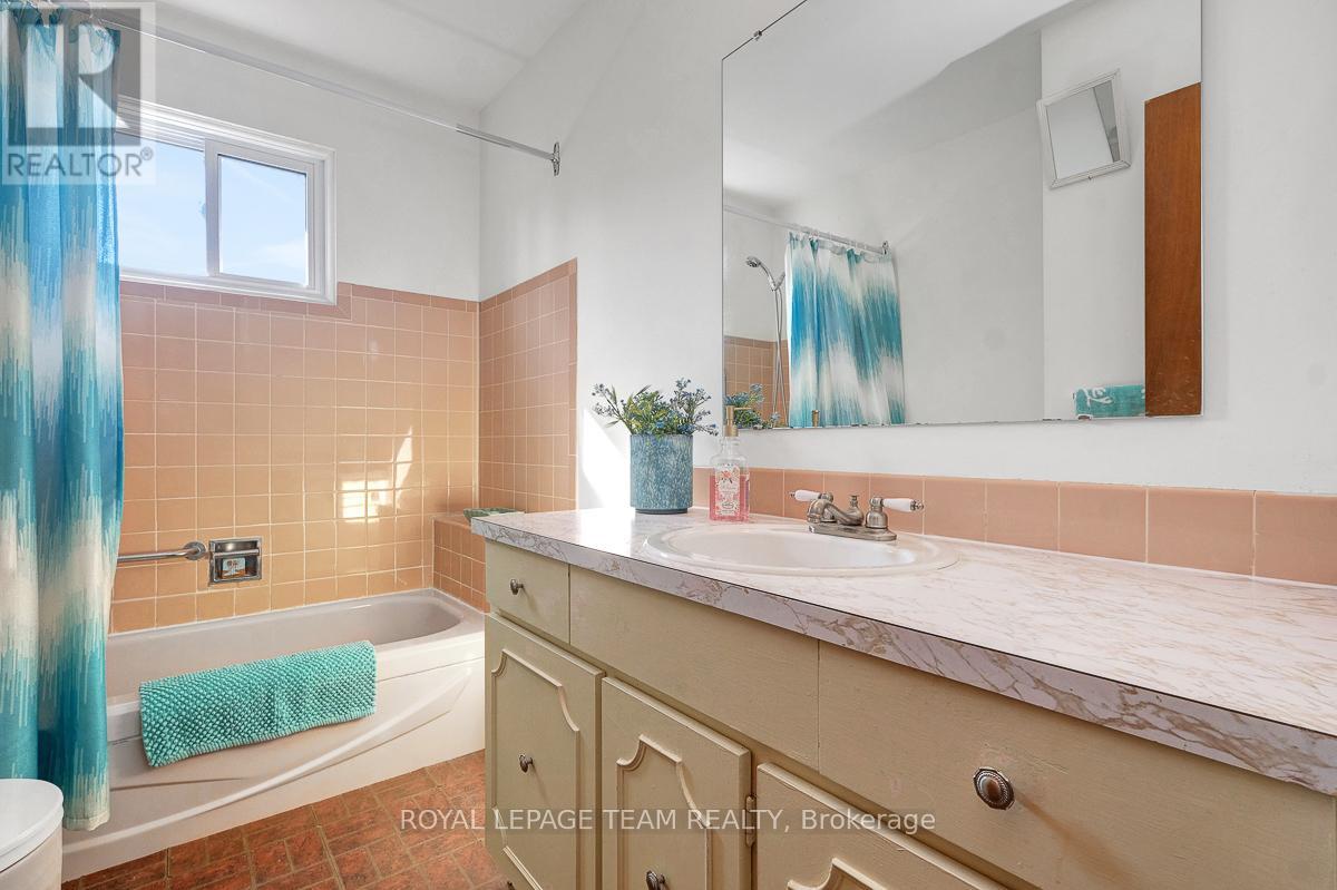 1154 Brookfield Road E, Ottawa, Ontario  K1V 6H7 - Photo 23 - X13174764